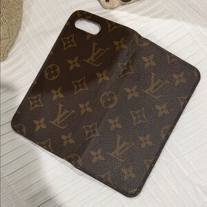 Authentic Louis Vuitton Brown Monogram iPhone 8 plus Cover Case